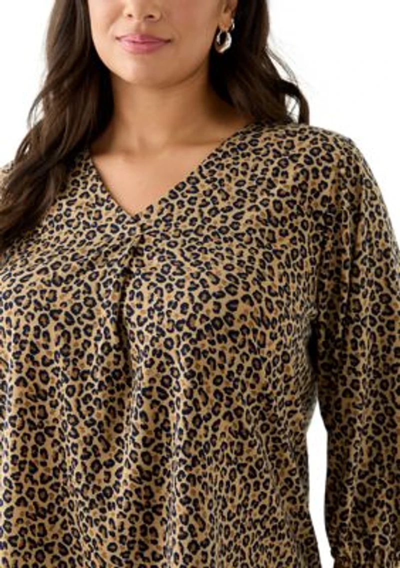 Plus 3/4 V-Neck Pleated Top