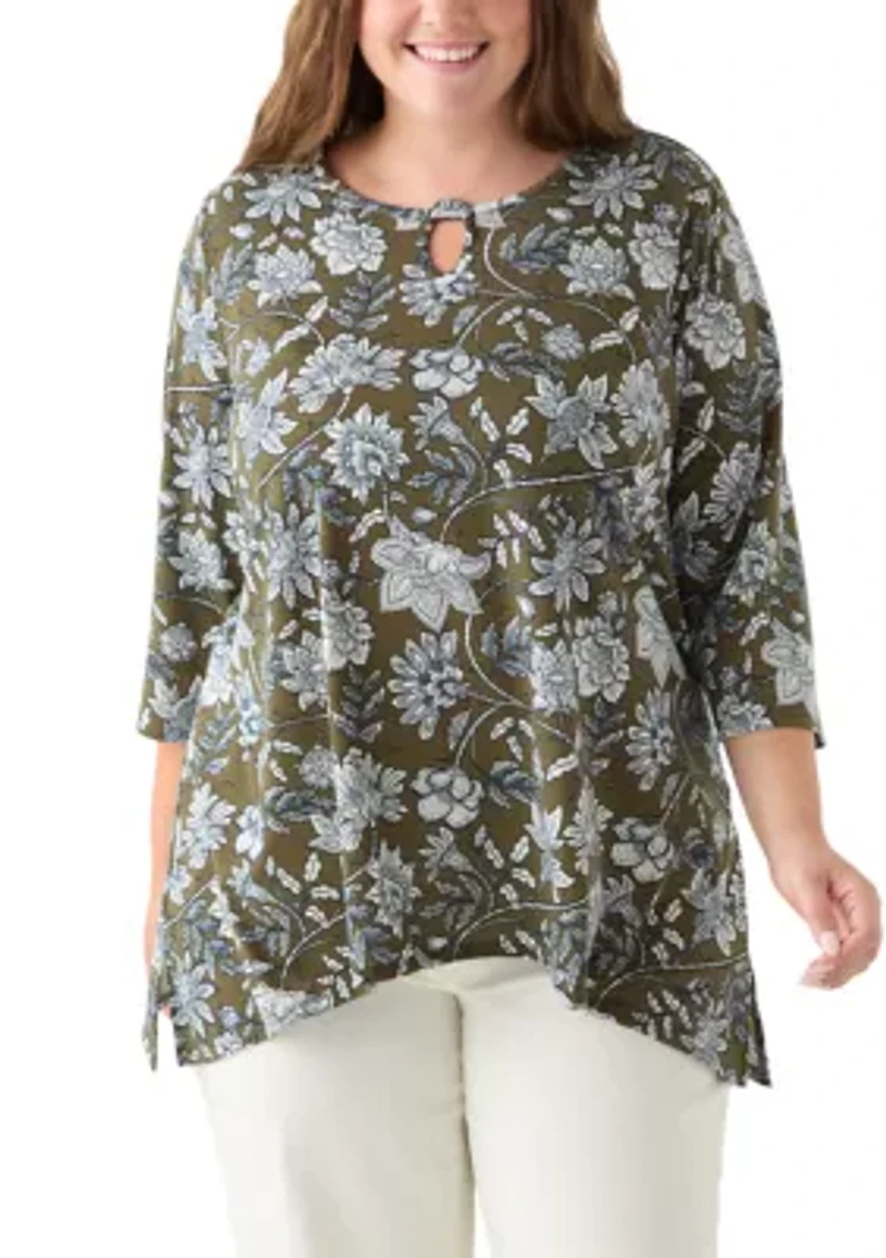 Plus 3/4 Sleeve Keyhole Neck Floral Sharkbite Tunic