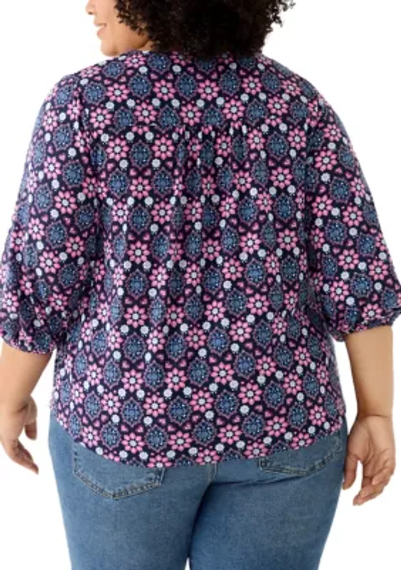 Plus 3/4 Sleeve V-Neck Pleated Blouse