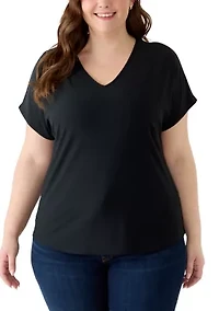 Plus Solid V-Neck Pocket T-Shirt