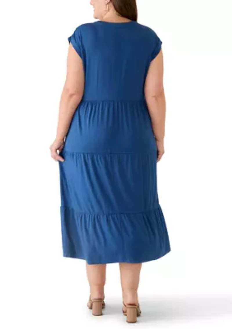Plus Short Sleeve Tiered Midi Dress