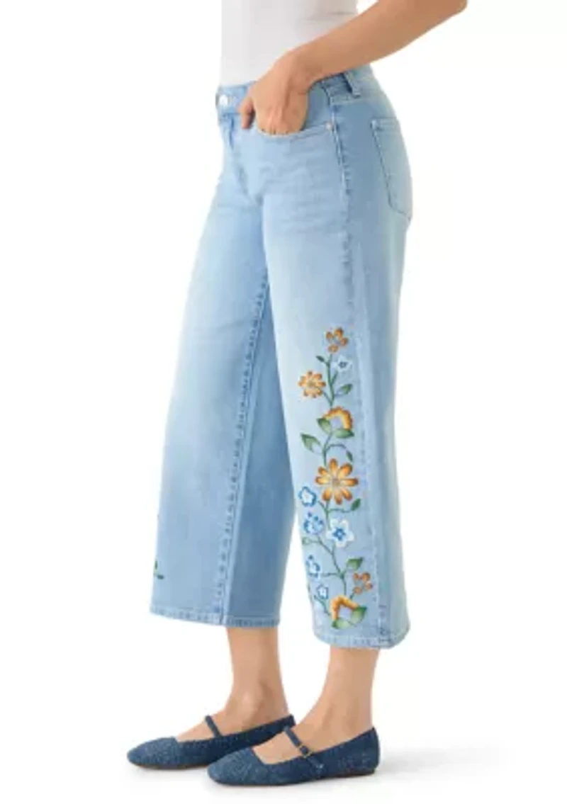 Women's Midrise Wide Leg Embroidered Cropped Pants