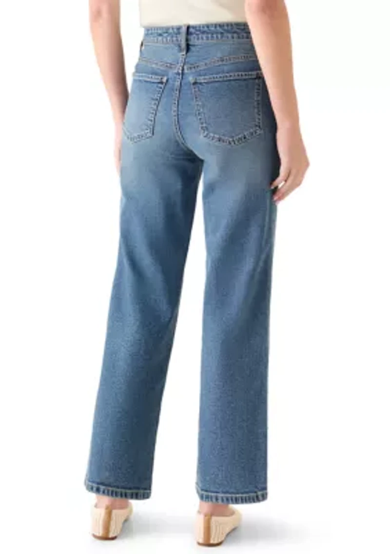 Women's Floral Embroidered Cropped Jeans