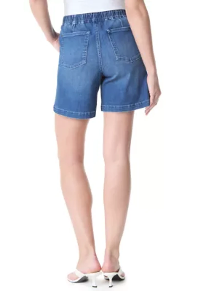 Women's Patch Pocket Shorts