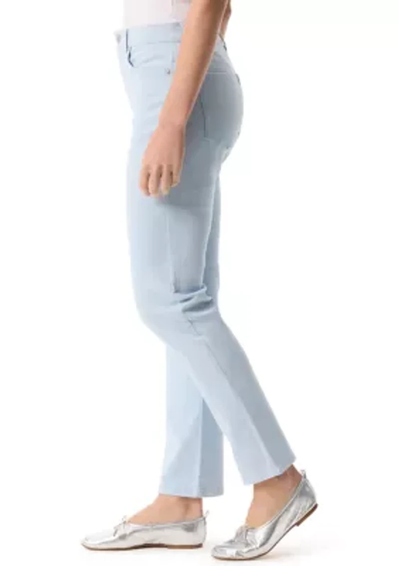 Petite Amanda Classic Short Pants