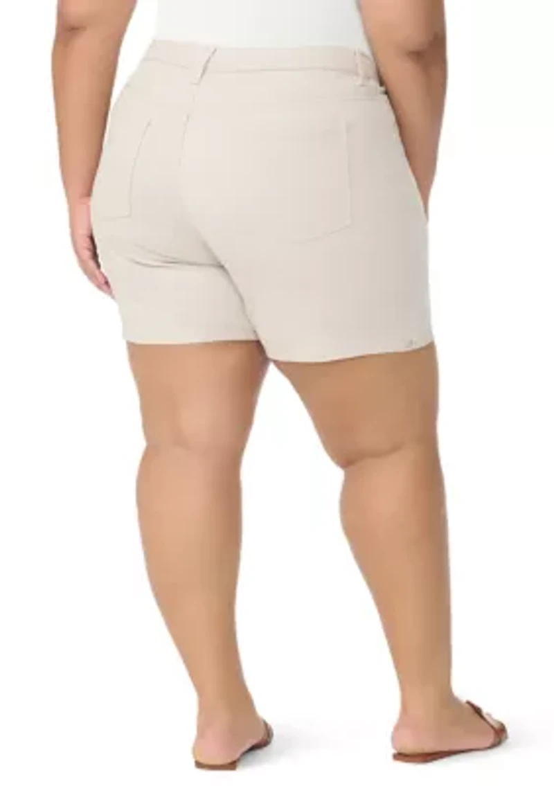 Plus Amanda Shorts