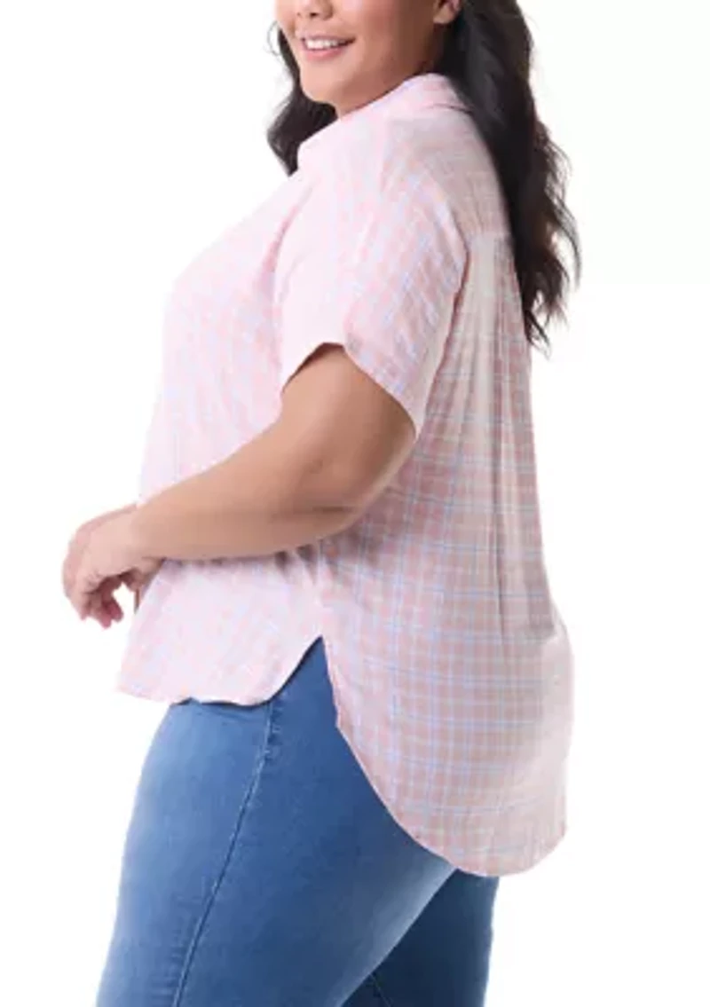 Plus Short Sleeve Daisy Woven Shirt