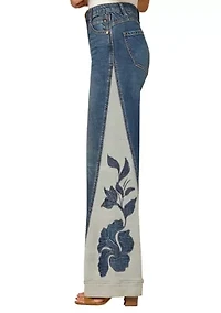 Women's Skyrise Appliqué Flare Jeans