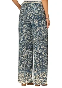 Women's Leisure Skyrise Wide Leg Paisley Pants