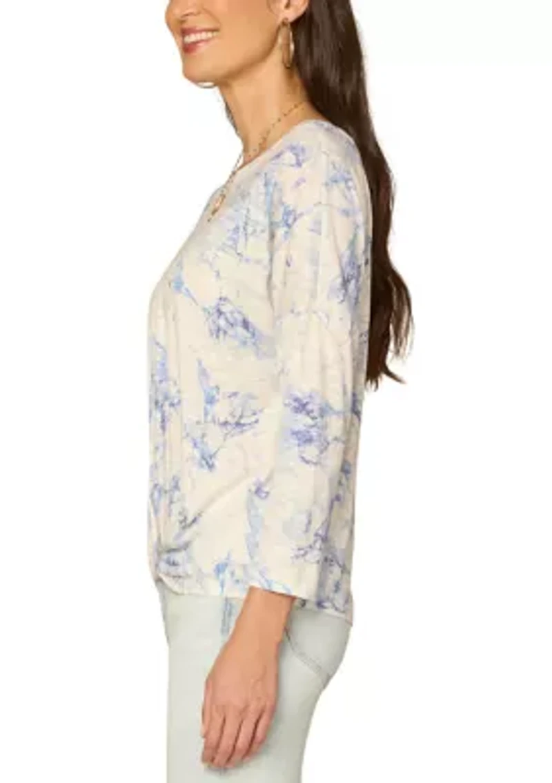 Women's Three-Quarter Sleeve Printed Scoop Neck Top