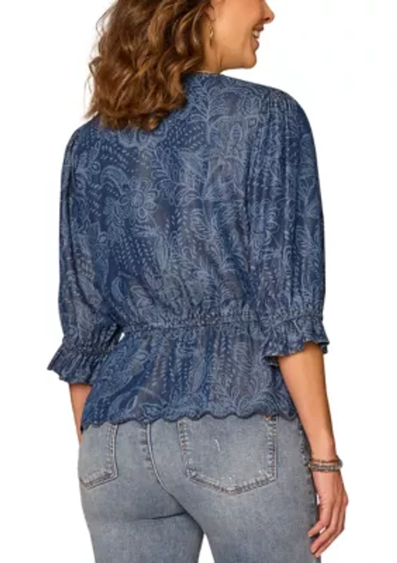 Women's Elbow Blouson Sleeve Top with Flutter Hem