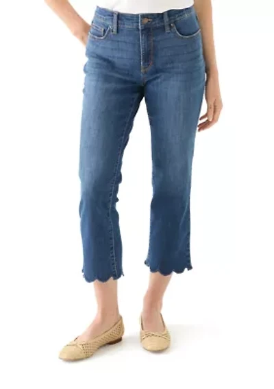Petite Scallop Kick Flare Pants