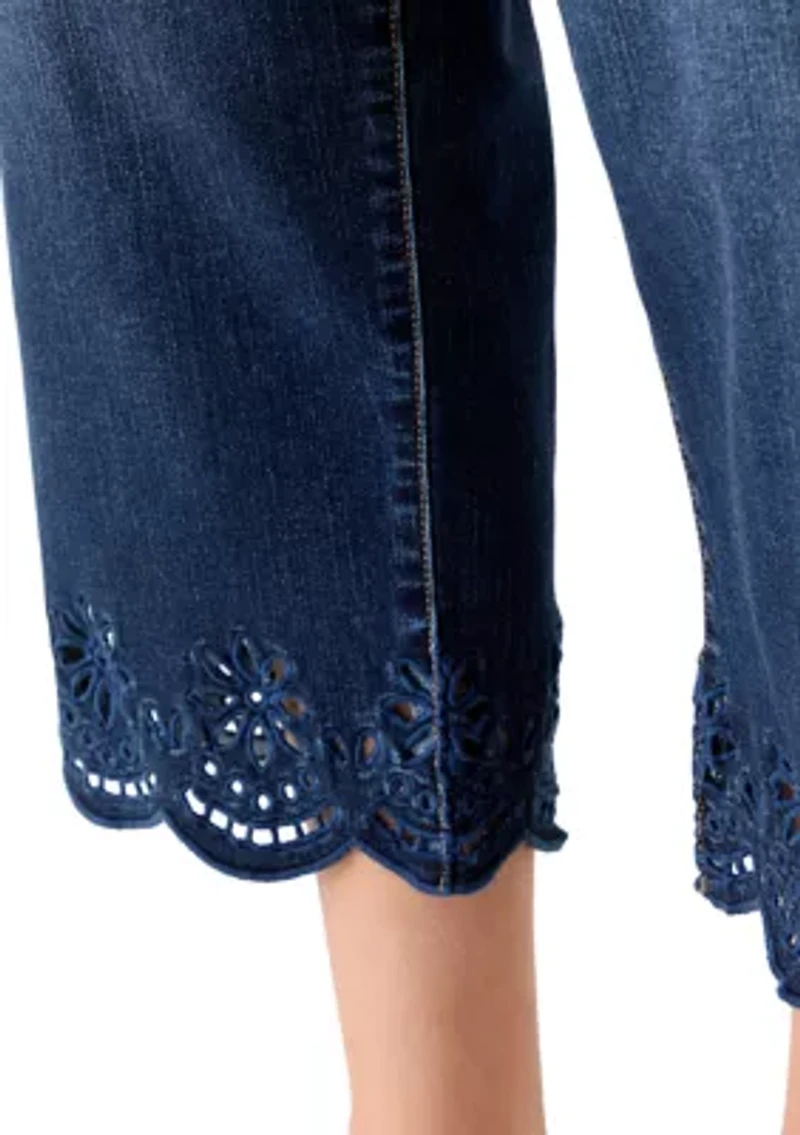 Women's Scallop Hem Cropped Jeans