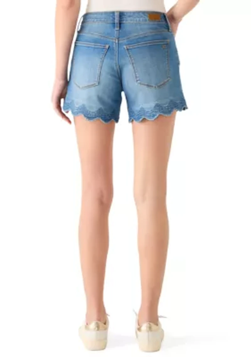 Women's Scallop Hem Shorts