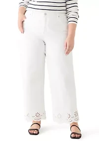 Plus Scallop Hem Cropped Jeans