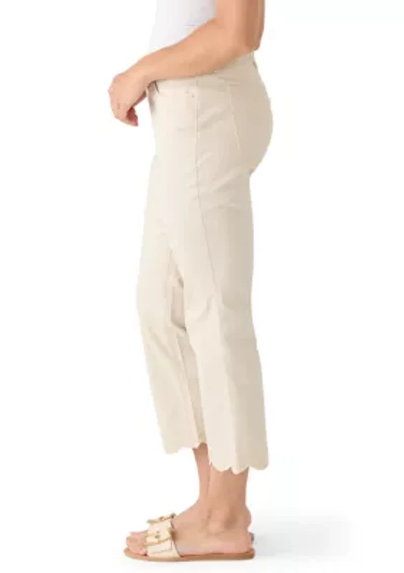 Petite Scallop Kick Flare Pants