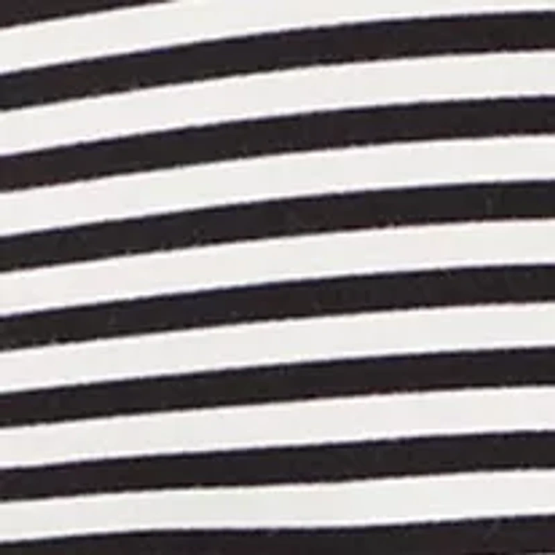 Petite 3/4 Sleeve Twist Front Top