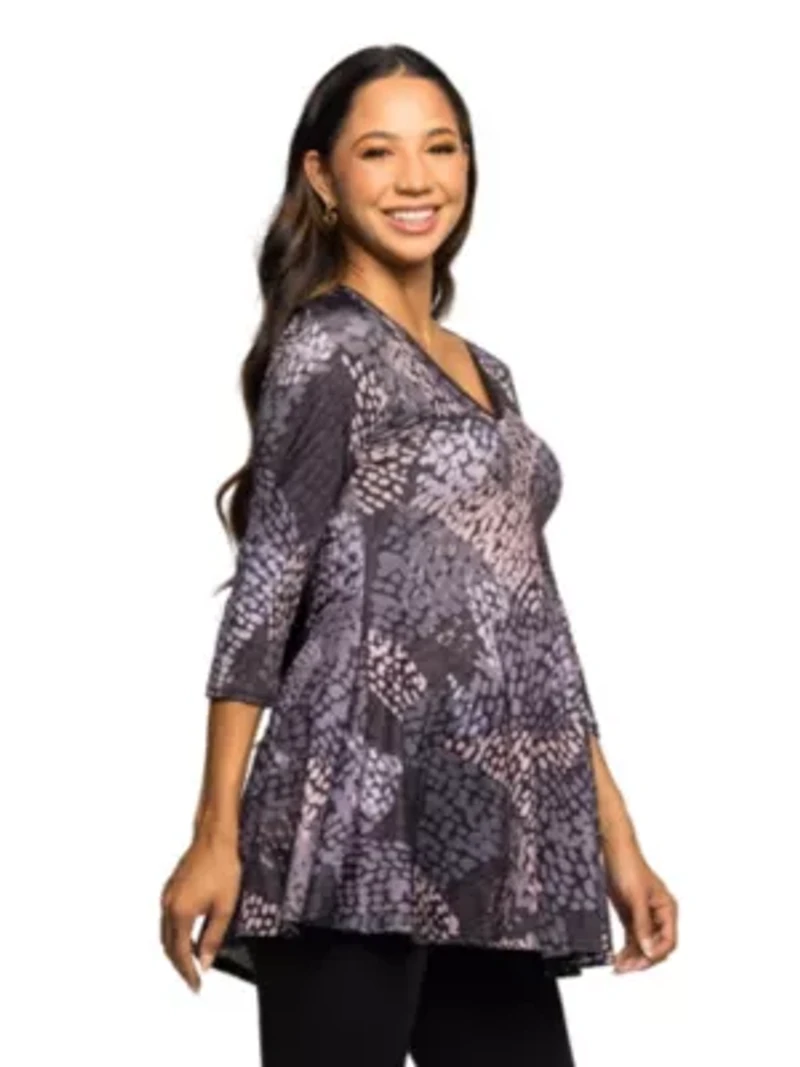 Maternity Gray Abstract Print V Neck three quarter Sleeve Tunic Top