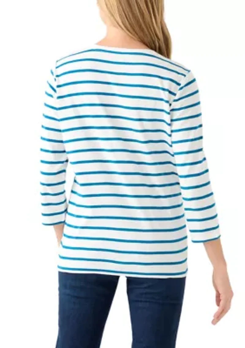 Petite 3/4 Sleeve Crew Neck Graphic Shirt