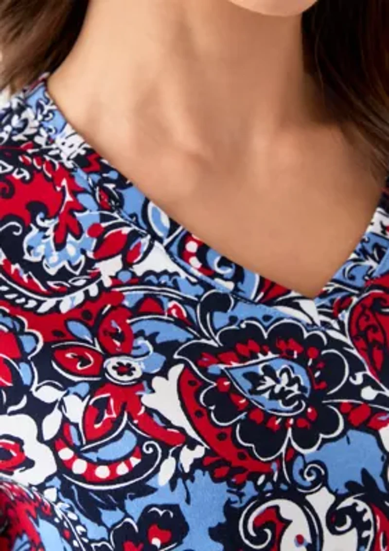 Petite Short Sleeve V-Neck Printed T-Shirt