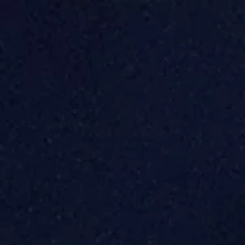 Petite Three-Quarter Sleeve Graphic Top