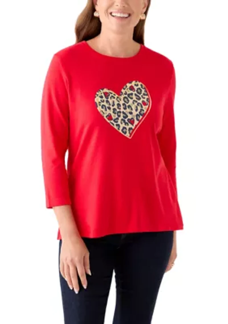 Petite Three-Quarter Sleeve Graphic Top