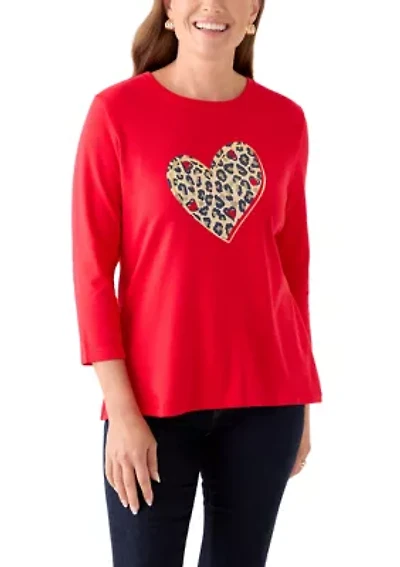 Petite Three-Quarter Sleeve Graphic Top