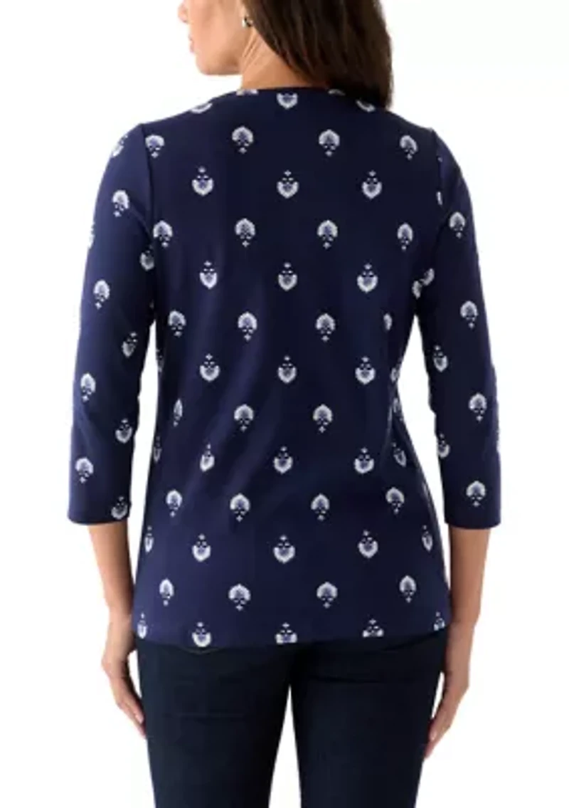 Women's 3/4 Sleeve V-Neck Printed Top