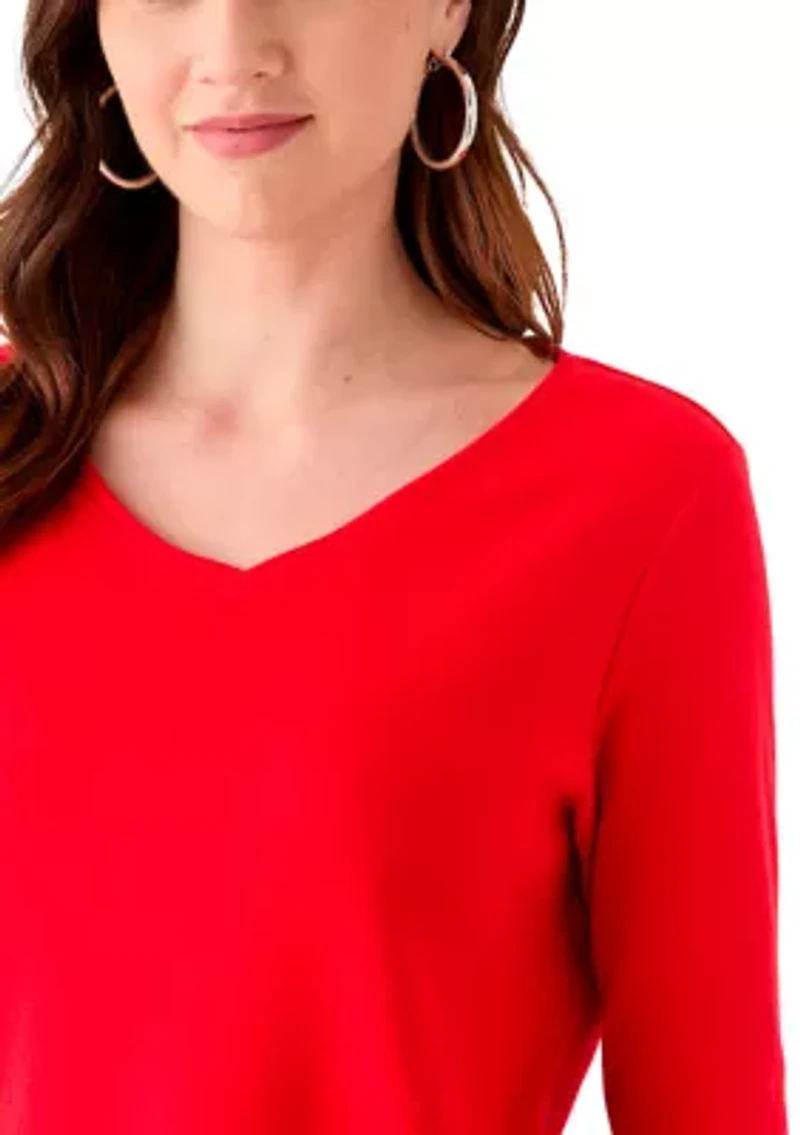 Women's 3/4 Sleeve V-Neck Top