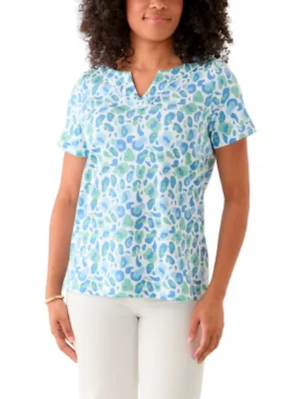 Women's Short Sleeve Crochet Trim Printed T-Shirt