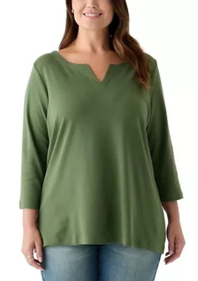 Plus 3/4 Sleeve Split Neck Top