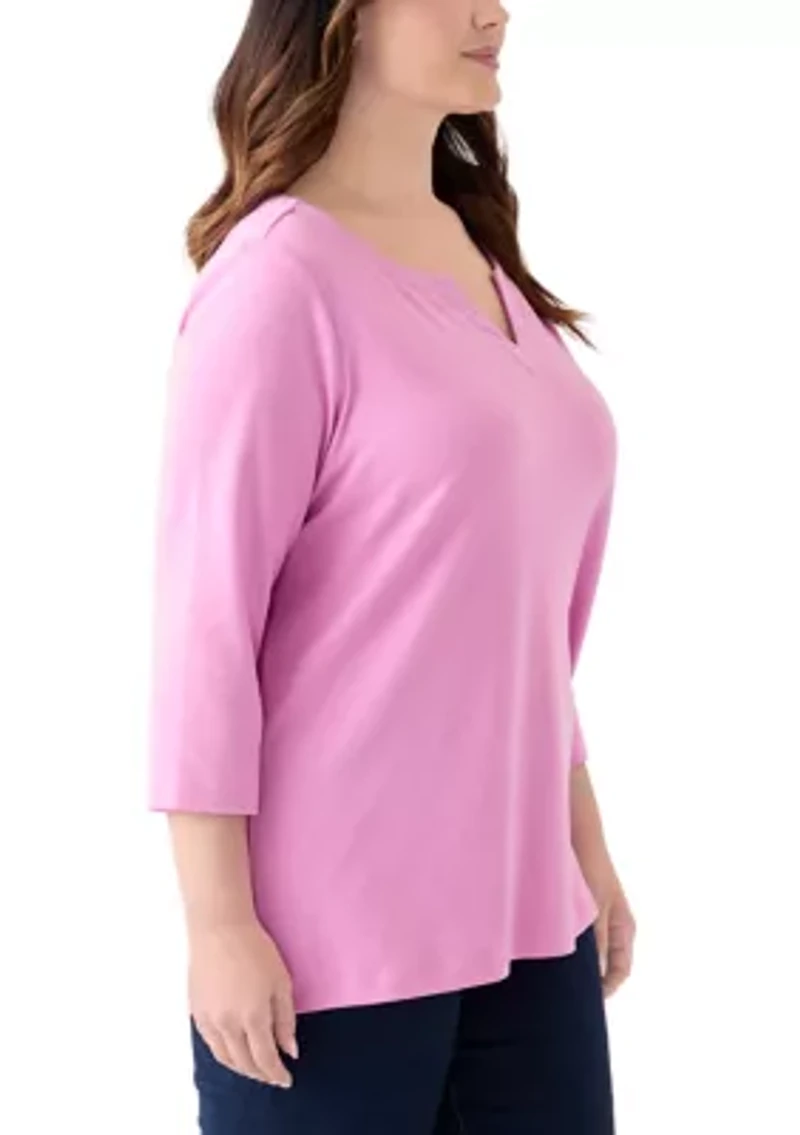 Plus 3/4 Sleeve Split Neck Top