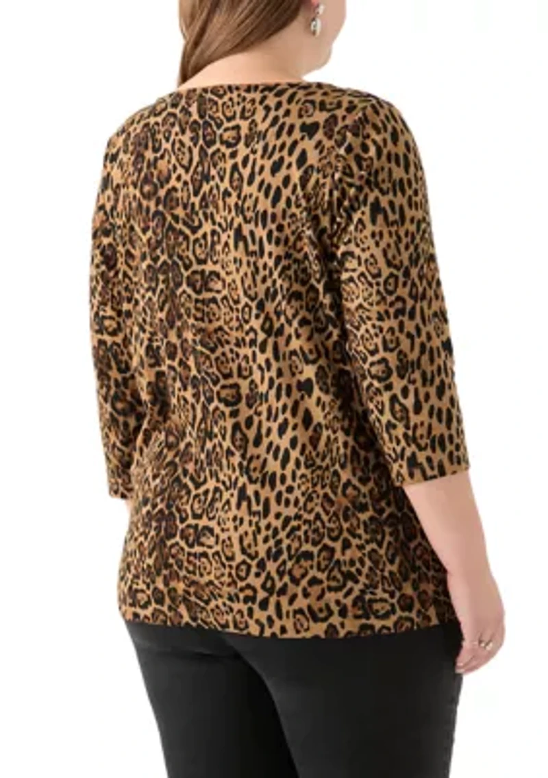 Plus 3/4 Sleeve Split Neck Allover Print Top