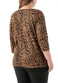 Plus 3/4 Sleeve Split Neck Allover Print Top
