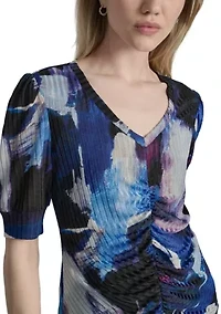 Women's Short Sleeve V-Neck Ruch Brushstroke Print Knit Top