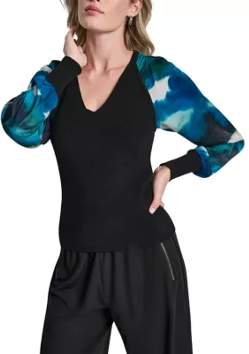 Women's Long Sleeve V-Neck Printed Mix Media Sweater