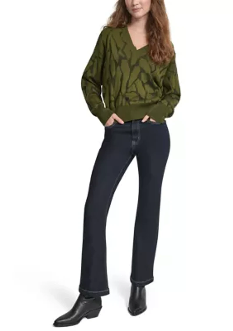 Women's Long Sleeve Textured V-Neck Sweater