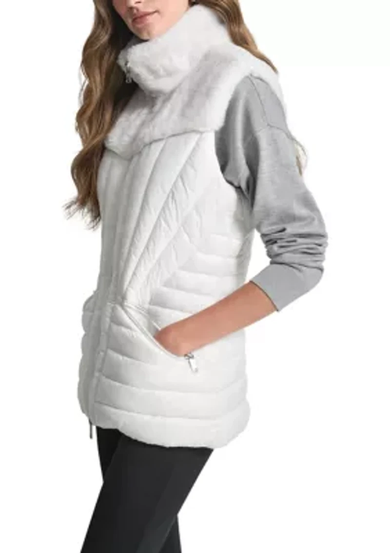 Women's Quilted Puffer Vest With Faux Fur