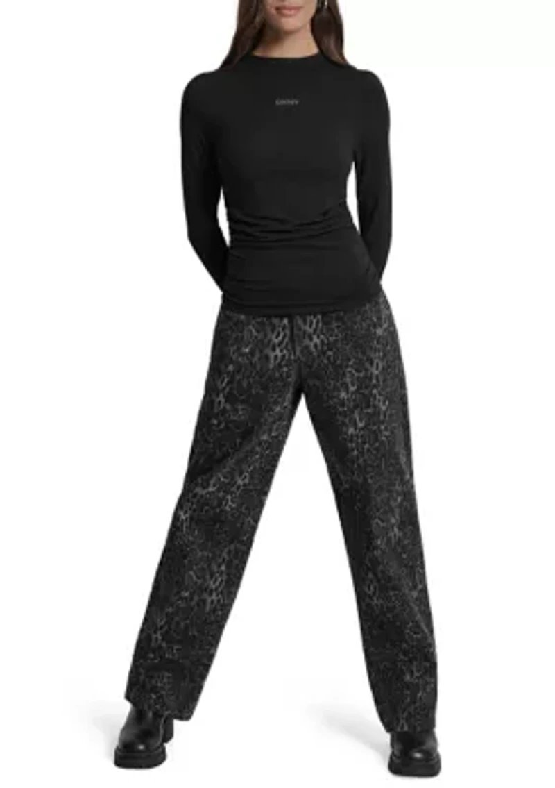 Women's Long Sleeve Side Ruched T-Shirt