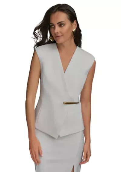 Women's Sleeveless Hardware Jacket