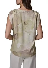 Women's Short Sleeve V-Neck Floral Top