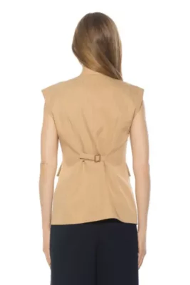 Pia Sleeveless Vest Jacket