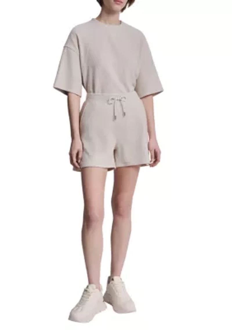 Women's Tech Ottoman Mid-Rise Shorts