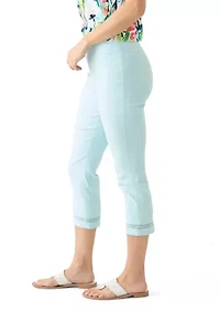 Women's Crochet Trim Crop Pants
