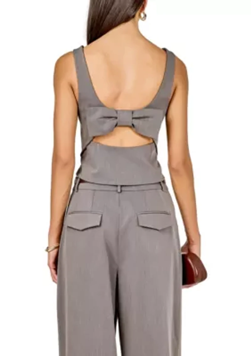 Back Bow Sleeveless Fitted Top