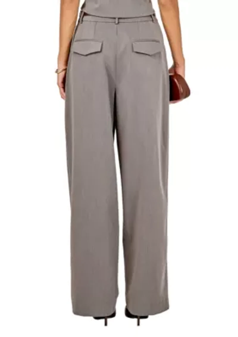 Relaxed Trouser with Pleats