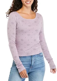 Juniors' Long Sleeve Ribbed Scoop Neck T-Shirt