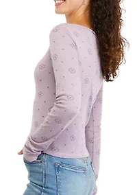 Juniors' Long Sleeve Ribbed Scoop Neck T-Shirt