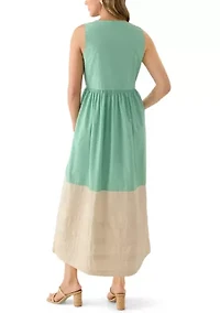 Women's Sleeveless Pleated Hem Midi Dress