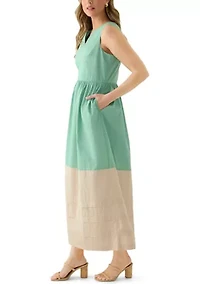 Women's Sleeveless Pleated Hem Midi Dress